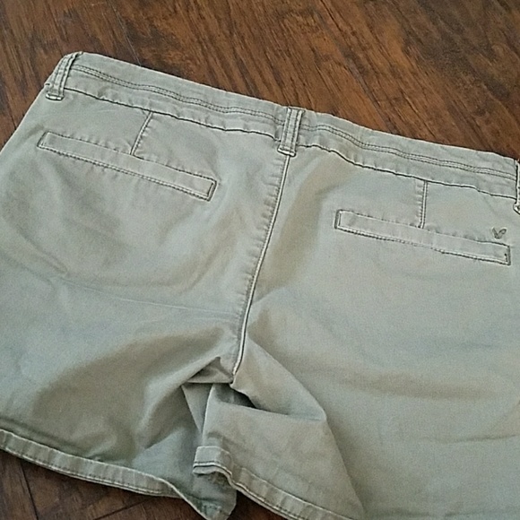 American Eagle shorts - Picture 2 of 3